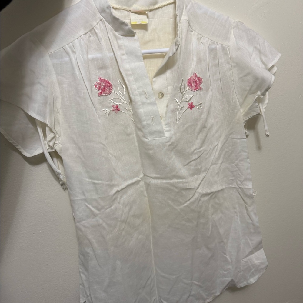 Vintage Embroidered White Blouse with Pink Floral Accents